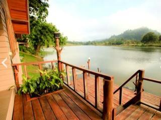 The Nature Club Resort Sangkhla Buri Buitenkant foto